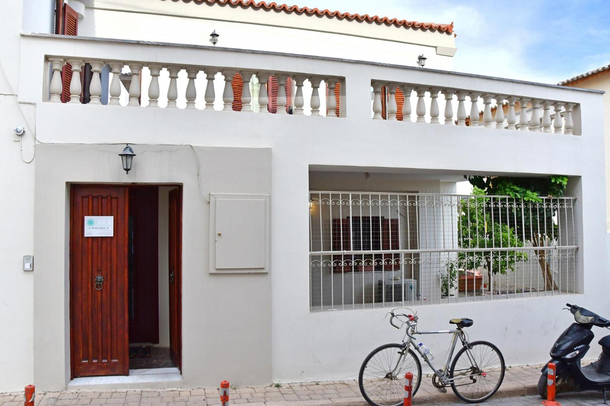 Αρχοντικό Σπίτι Στην Αίγινα Apartment Exterior photo